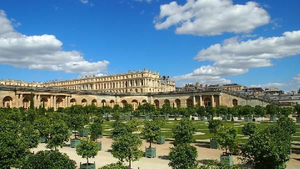 凡尔赛+蒙马特高地一日游（巴黎往返）