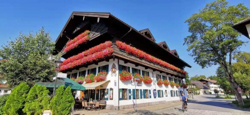 Munich Day Tour Line A: Neuschwanstein Castle + Linderhof Palace + Oberammergau travel pictures 