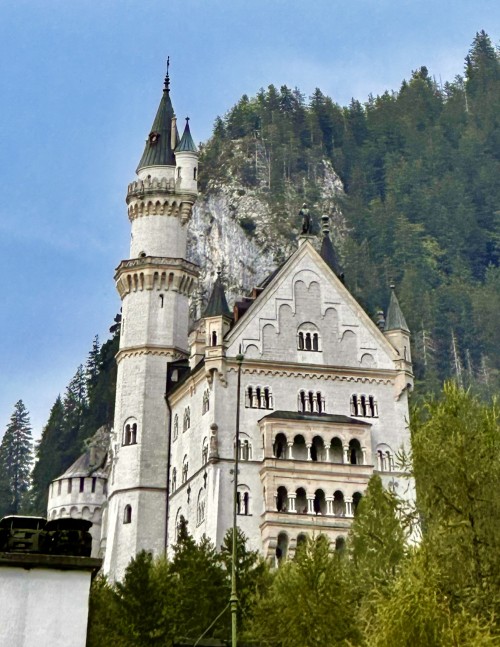 Munich Day Tour Line A: Neuschwanstein Castle + Linderhof Palace + Oberammergau travel pictures 