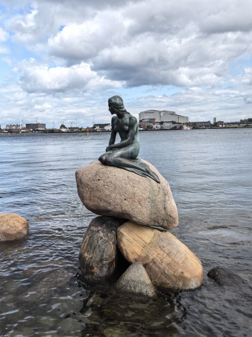 Pink Line: Danmark+Norway+Sweden travel pictures 
