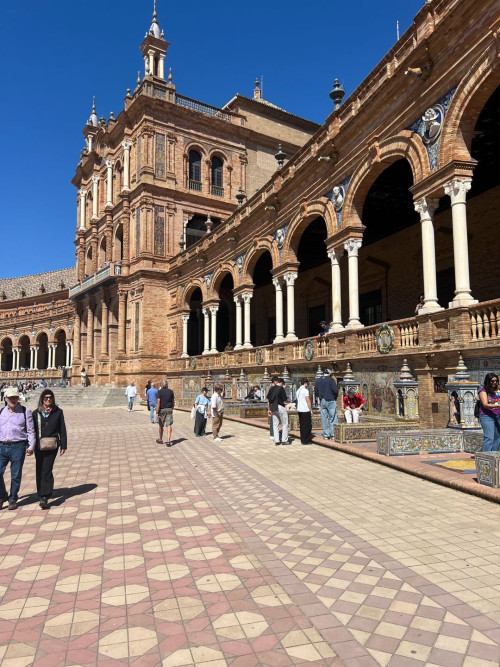 Yellow Line: Spain+Portugal travel pictures 