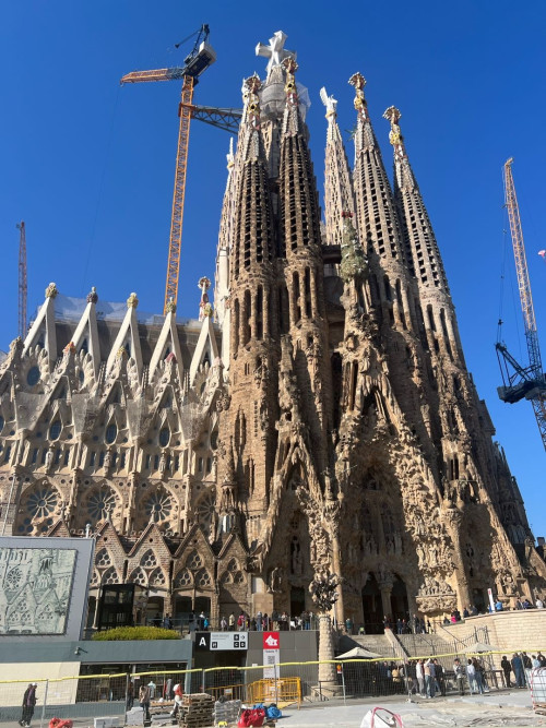 Yellow Line: Spain+Portugal travel pictures 