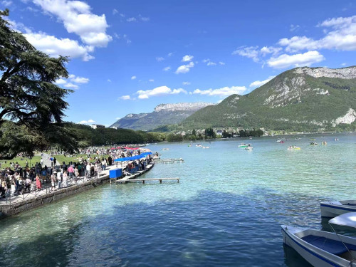 4 Day Tour in French and Switzerland, GoldenPass Included travel pictures 
