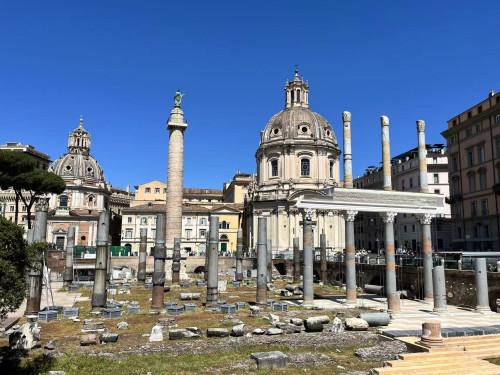 7 Day Depth Tour in Italy (From Rome) travel pictures 