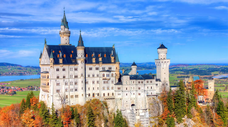 慕尼黑B线•德奥3日2晚私家团·新天鹅堡+楚格峰+林德霍夫宫+上阿默高+萨尔茨堡城堡+沃尔夫冈湖+赠送楚格峰山顶餐厅午餐•2人起订•1单1团