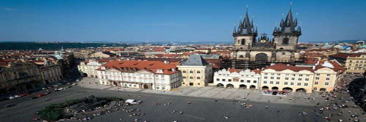 查理大桥：醉美布拉格的思古幽情